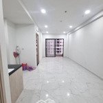 Cho thuê căn hộ charm city 2pn 2wc 70m2 cọc 1 tháng 5tr có rèm