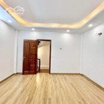 Nhà ngã tư trôi, 30m2 x 5 tầng, cách 1 nhà ra đường trục 7m, cạnh hồ, 200m ra đường 32,giá 2,899 tỷ