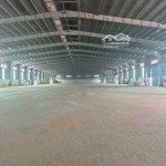 Cho thuê nhà xưởng 1500 m2 và 2000 m2 mặt tiền quốc lộ 1a, bến lức, long an