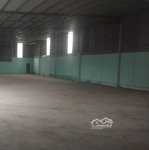 Cho thuê kho xưởng 420 m2 giá 24 triệu đồng / tháng ấp 2 xã tân kiên, huyện bình chánh tphcm