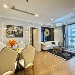 Chính chủ cho thuê căn hộ 2 phòng ngủ72m2 park hill, ban công bắc, view thoáng, nội thất đẹp giá 16 triệu/th