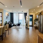 Bán căn hộ chung cư vinhomes west point phạm hùng, 125 m2, 3pn