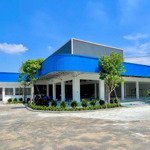 Cho thuê 3.000m2 đất + kios mặt tiền quốc lộ 1a, bình chánh, tp.hcm. giá 130tr/tháng