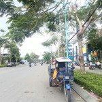 Bán căn nhà đang cho thuê chdv, q. bình thạnh. nhà 4 tầng, gồm 9 chdv. dt 78m2. giá chỉ 13 tỷ tl