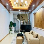 Bán nhà phố phạm văn đồng - cầu giấy 30m2, 5 tầng, nhà đẹp - ngõ thông tứ tung - tiện ích bạt ngàn