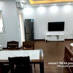 Cho thuê căn hộ 2 ngủ đẹp trung hoà, cầu giấy, rộng 80m2 đủ đồ tất cả, căn góc nhiều sáng ở thích