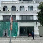 Bán căn shop thương mại dịch vụ rẻ nhất kđt vinhomes marina, mua là lãi