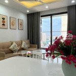 Bán chung cư vinhomes d''capitale trần duy hưng 62m2 - 2 phòng ngủ- 2vs chỉ 3.6 tỷ - tặng nội thất như hình