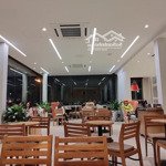 Siêu phẩm, lô góc mặt phố giang văn minh, dt 40m2 x 2 tầng, mt 10m. hợp làm showroom, coffee,....