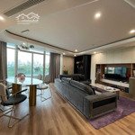 Hot! bán căn hộ siêu vip watermark, 156 m2, 3 phòng ngủ 2 vệ sinh full nội thất mới, view hồ, giá bán 15 tỷ