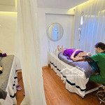 Sang nhượng toàn bộ spa thẩm mỹ - 4 tầng mặt tiền nguyễn hoàng