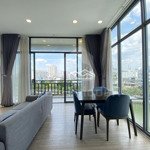 Cho thuê căn hộ phú nhuận - view bờ kè trường sa - ban công - gần bệnh viện hoàn mỹ - full nội thất