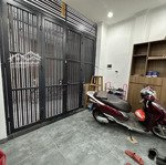 Trần duy hưng, cầu giấy, 6 tầng 45m2 cần bán ngay nhỉnh 12 tỷ nhà mới tinh. vị trí đẹp lắm ạ