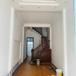 Chính chủ bán nhà mặt phố quang trung, hà đông, 36m2 chỉ 8.2x tỷ, sổ đỏ cc. lh 0985138652