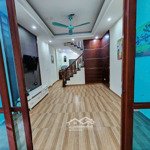 Cho thuê nhà đình thôn: 45m2, 3 tầng, full nội thất, 13 triệu