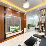 Bán nhà cổ nhuế 34m x 5 tầng - kinh doanh - ô tô - ngõ thông - 5 tỷ