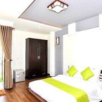 Bán 600m2 đất kèm dãy nhà hotel 3 tầng, sẵn dòng tiền 1.2 tỷ/ năm, đường 7.5m sát biển