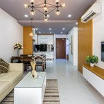 Giá siêu hời căn hộ sky center 74m2 2 phòng ngủ 2 vệ sinhview hồ bơi chỉ 1tỷ300