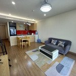 Chính chủ cho thuê căn hộ 71,5m2 sky park residence, a32, ban công hướng đông, full đồ, vào ở ngay