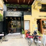 *siêu hot* quán cafe cổ xưa nằm ngay trung tâm quận 1