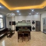 Cho thuê studio 40m2 full nội thất gần hồ tây