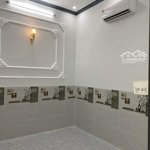 Bán gấp nhà cấp 4 - 100m2, sổ hồng ra công chứng