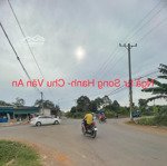 Bán 2500m đất gần ngã tư song hành- chu văn an