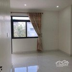 Tl [nc] cho thuê nhà 1t2l + sân thượng 5*18 3pn trệt trống suốt mới