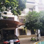 Cho thuê villa sân vườn nguyễn văn trỗi, phú nhuận