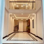 Bán nhà phân lô đền lừ. 60m2. 5 tầng. oto tránh, kinh doanh sầm uất. tiện ích vô vàn. giá chỉ 19 tỷ