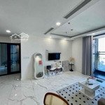 Cho thuê căn 2 phòng ngủ+1 85m2 full nội thất tại sunshine sky city q7