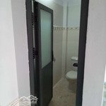 Nhà 3 lầu, 4pn 3wc. hxh 1/ đs59, p14. gần cc dreamhome. giá 11 triệu.