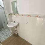 Cho thuê nhà nc 30m2 gần cây xăng 247