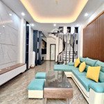 Bạch mai 30m2 5 tầng, nội thất cực đẹp, nhỉnh 4 tỷ, không có căn thứ 2, hàng hiếm, gần phố