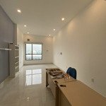 Cho thuê văn phòng officetel 35m2, sẵn nt - ngay kế bên cv gia định