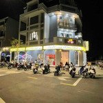 Bàn nhà shophouse lỗ nặng mặt tiền trần hưng đạo view kênh xáng xà no đối diện tỉnh ủy