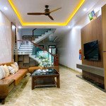 Bán nhà mặt phố hoàng minh đạo, long biên 40m2, 4t, 15 tỷ, ô tô, view vườn hoa, 0816.664.860