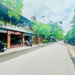 Siêu phẩm mặt hồ văn quán kinh doanh cafe sầm uất 170m2 mặt tiền 10 siêu rộng 2 vỉa hè khoảng 70 tỷ