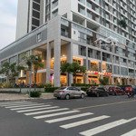 Cần bán shophouse m5 midtown góc 2 mt, 2 tầng 345m, giá 49ty đang cho thuê ổn định.