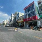 Sở hữu building ngay phan đăng lưu-nguyễn văn trỗi-8x18m-6 tầng-hđt 150 triệu/ tháng-giá bán 63 tỷ tl