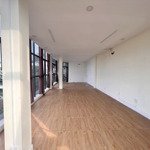 ️văn phòng mặt tiền lê đức thọ 70m2 - view cửa kính toàn cảnh