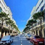 Gia đình cần chuyển nhượng gấp liền kề 72m2, giá bán 6.9 tỷ vinhomes ocean park 2