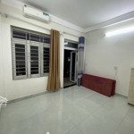 Phòng bancol - rộng 30m2 - cách iuh, vlu chỉ vài phút