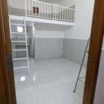 Phòng trọ gác 1m7, dtsd 25m2 giá bán 3 triệu5/ tháng. ngay chợ