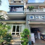 Chính chủ gửi bán biệt thự nam phú villas 3 mặt sông - nhà đẹp ở ngay