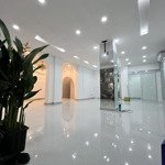 Cho thuê mặt bằng đường võ văn tần - dtsd: 400m2 có 16 phòng ngủ