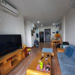 Bán căn 2 phòng ngủ lô c view công viên giá 2,670 tỷ. liên hệ xem nhà: 0907383186 châu