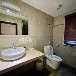 Cần bấn gấp villa căn góc view sông lạch tray