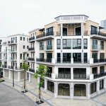 Bán nhanh shophouse 5 tầng, có hầm làm kho, diện tích sử dụng 350m2, đủ nội thất.