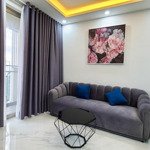 Duy nhất căn góc 3 pn- 1 kho, midtown phú mỹ hưng, 130 m2, full nội thất, view sông, giá thuê 35 tr